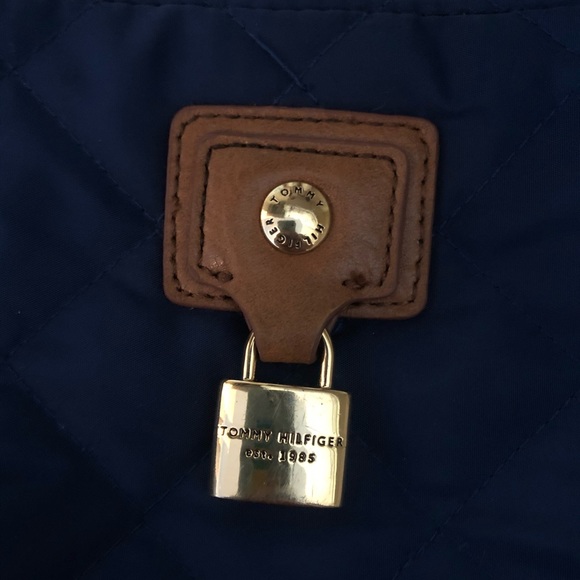 Tommy Hilfiger handbag - Picture 5 of 5
